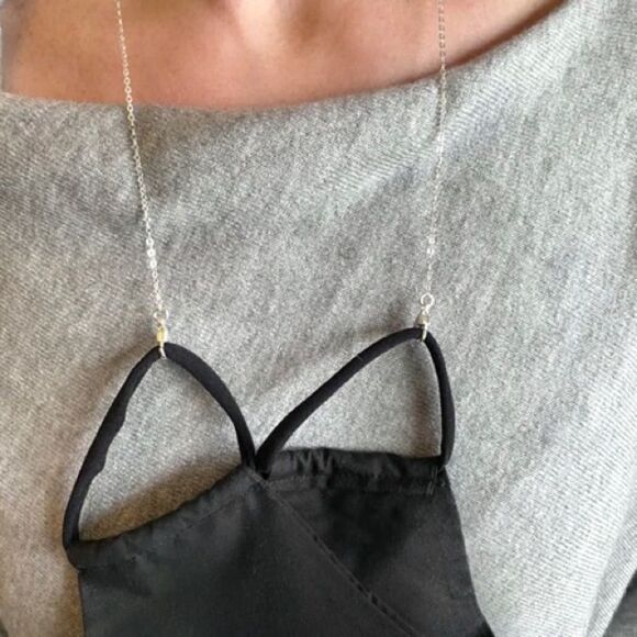 🍍3/$15🍍 8 Other Reasons Mask Chain Holder (Set of 2) - Picture 3 of 3